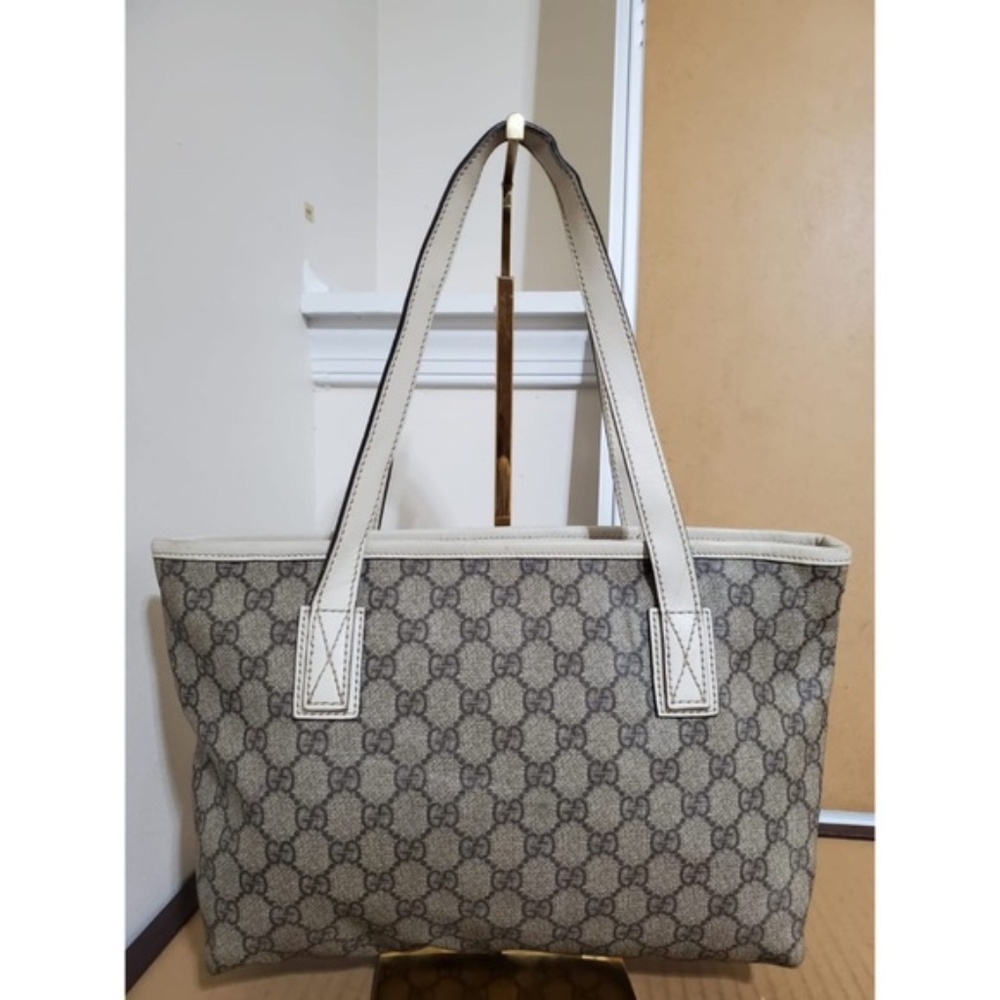 SOLD***Authentic Gucci GG Supreme Monogram Shoulder Bag Gray White - Picture 11 of 11